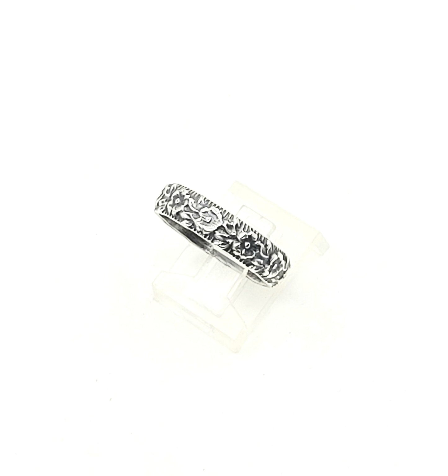 Floral Patterned Ring Band-R8-13