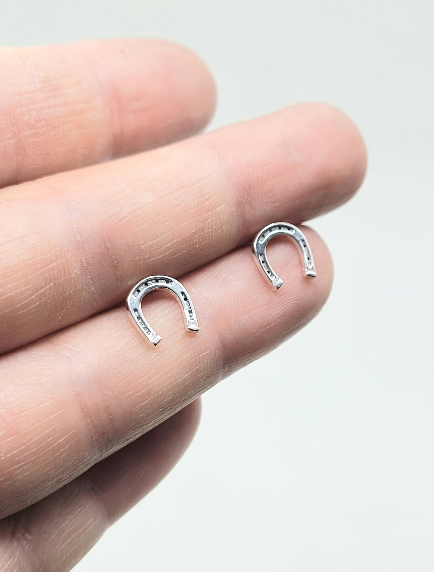 Lucky Horseshoe Studs
